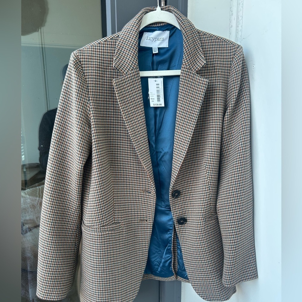 NWT [LucyParis] Houndstooth Blazer - Fits Most!!